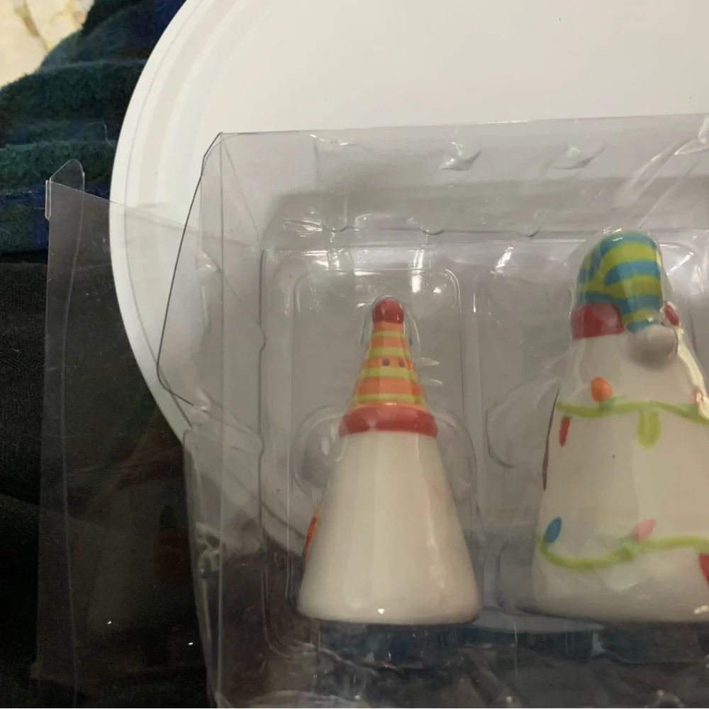 Crate&Barrel Festive Salt and Pepper Snowman Figurines - Multicolor